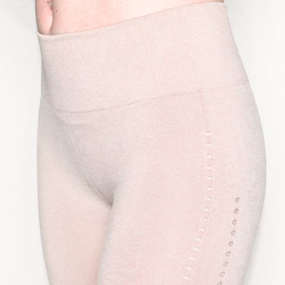 VARLEY Justin Perforated Blush Pink Knit Leggings - Picture 2 of 6